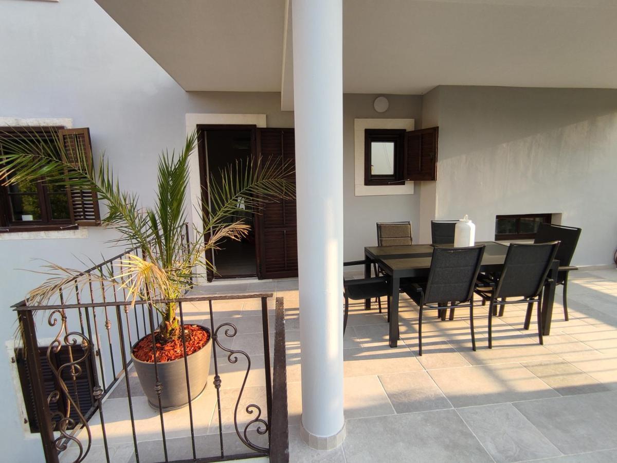 Apartvilla Castropola 外观 照片